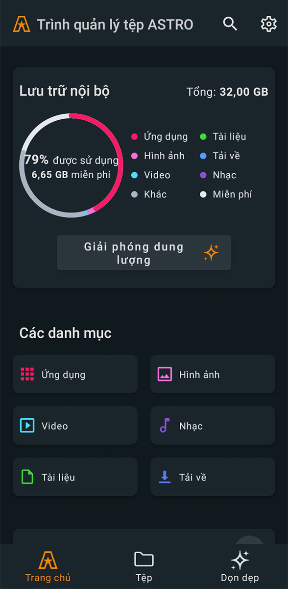 Giao diện ch&iacute;nh