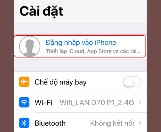 Bước 1: Đầu tiên vào Cài đặt -> Chọn Đăng nhập vào iPhone.