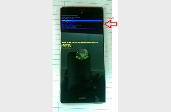 Dùng Power để chọn "Reboot system now"