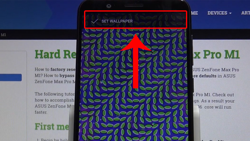 Chọn SET WALLPAPER (Đặt l&agrave;m m&agrave;n h&igrave;nh nền)