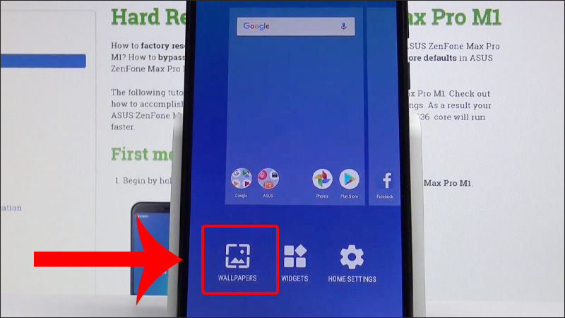 Nhấn giữ m&agrave;n h&igrave;nh v&agrave; chọn WALLPAPER
