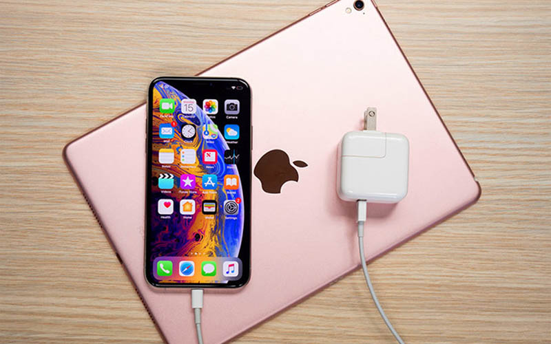 Nguyên nhân iPhone, iPad sạc không lên phần trăm pin
