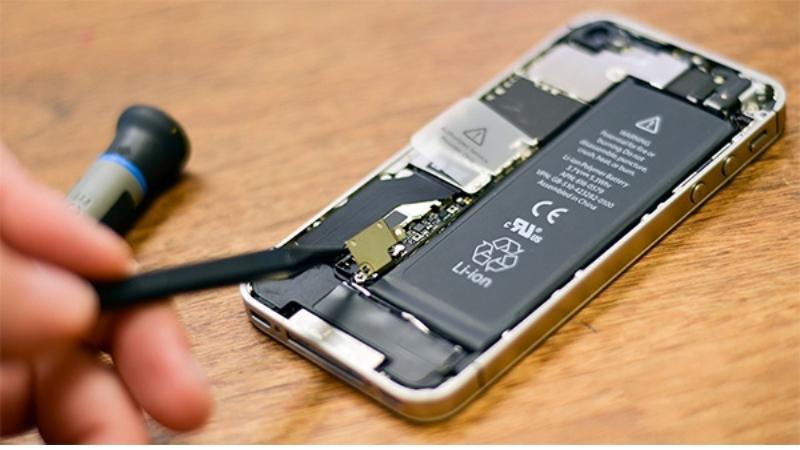 Cách sửa lỗi điện thoại thay pin mới nhanh hết cực hiệu quả, đơn giản