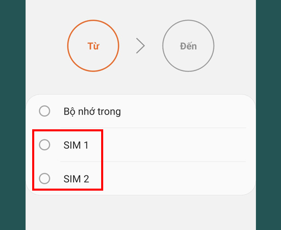 Bước 4: Tại đây, bạn chọn chép từ SIM (tùy vào SIM bạn muốn nhập vào máy là SIM 1 hay SIM 2).