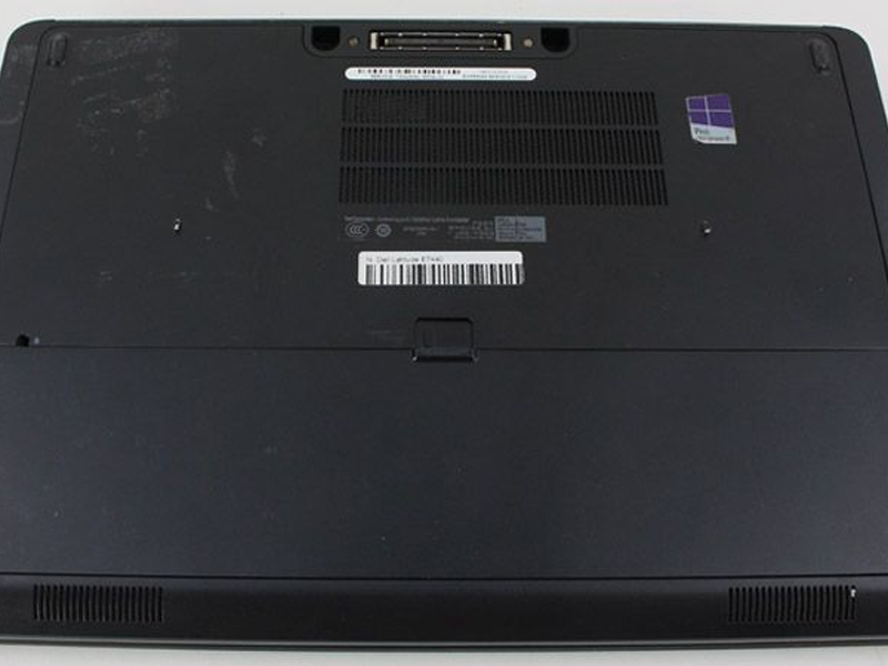 Lật ngược laptop