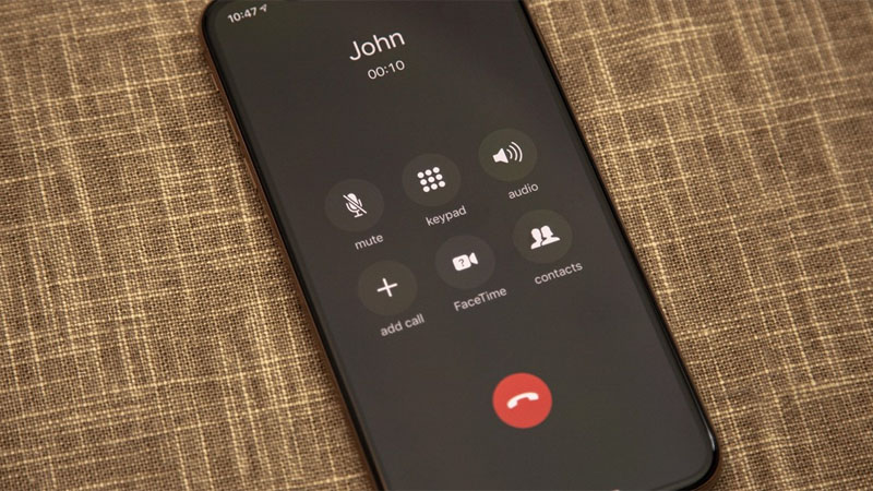 Cuộc gọi v&ocirc; t&igrave;nh bị ấn hủy