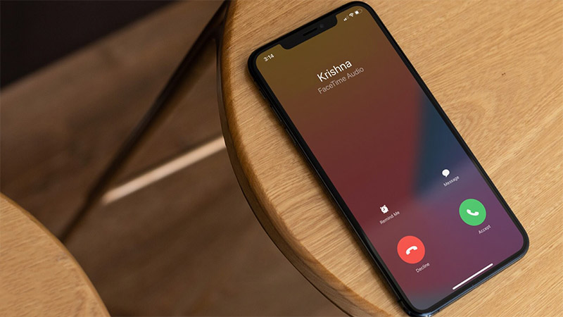 Giao diện cuộc gọi trên iPhone