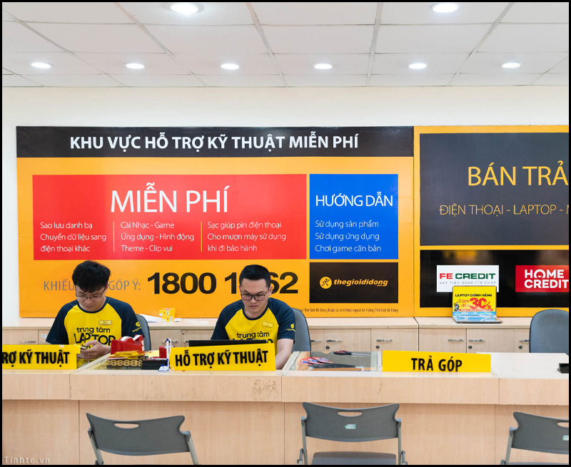 Đem điện thoại đến các trung tâm bảo hành, sửa chữa uy tín