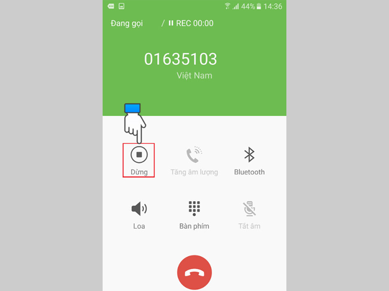 Để dừng ghi âm, bạn hãy chọn Dừng trên giao diện cuộc gọi đến