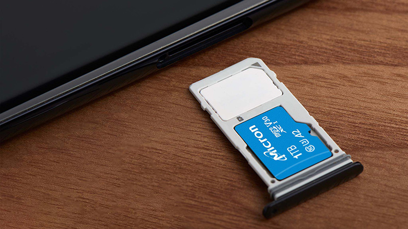 Hiện nay, nhiều thẻ nhớ c&oacute; dung lượng cao ngất ngưởng ra đời v&agrave; được sử dụng