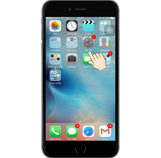 Chọn vào "Cài đặt" trên menu của iPhone 6s.