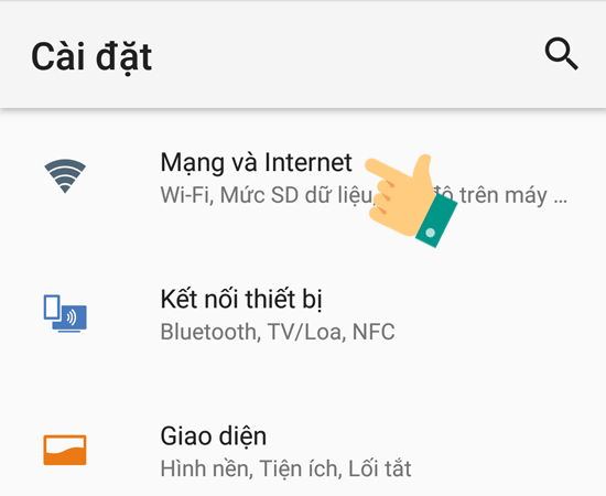 Bước 2:  Bạn chọn Mạng v&agrave; Internet.
