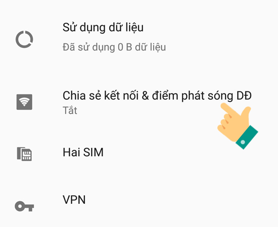 Bước 3: Tiếp đến chọn Chia sẻ kết nối & điểm ph&aacute;t s&oacute;ng DĐ.