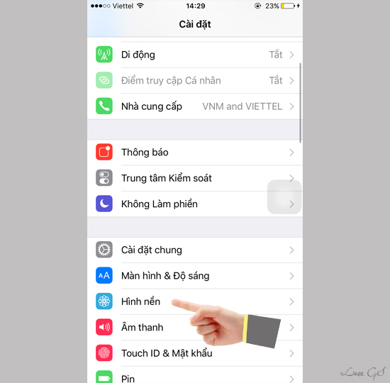 Cách cài đặt hình nền không bị che mặt trên iOS 16 cực dễ - SEVE7.VN