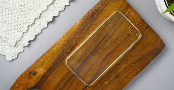 Ốp lưng điện thoại bằng nhựa dẻo thì làm thế nào để giữ cho hình vẽ trên ốp không bị mất nét?