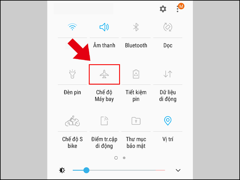 Ấn v&agrave;o biểu tượng Chế độ M&aacute;y bay