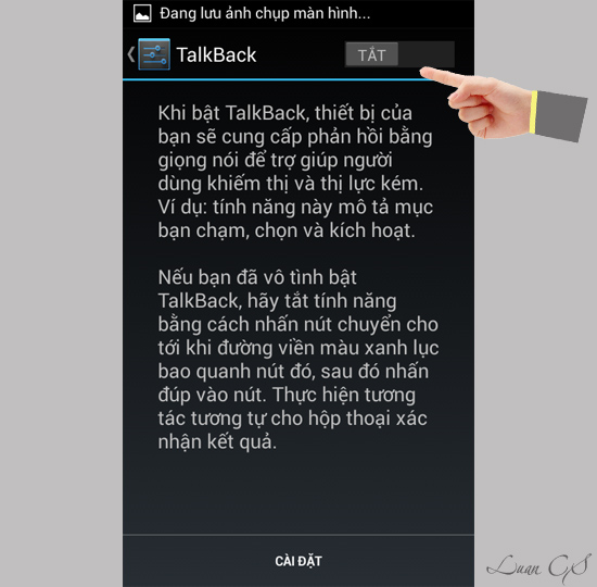 ​Bật Talkback.