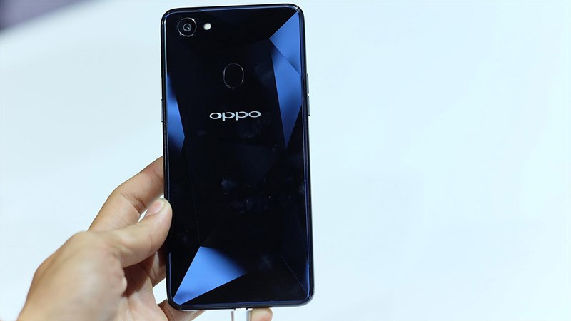 Nguyên nhân khiến màn hình không sáng khi có cuộc gọi đến trên OPPO
