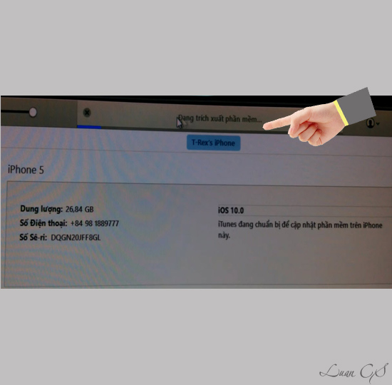 Điên thoại đang trong quá trình truy xuất phần mềm