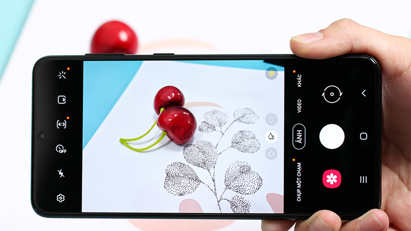 Khám phá tính năng mới trên Samsung 2024: tắt chế độ làm mịn, chế độ làm đẹp! Với tính năng này, bạn sẽ có những bức ảnh chân thực hơn mà không bị méo mó hay không chính xác. Hãy lựa chọn một nhãn hiệu hàng đầu và tin tưởng vào sản phẩm của chúng tôi nhé.