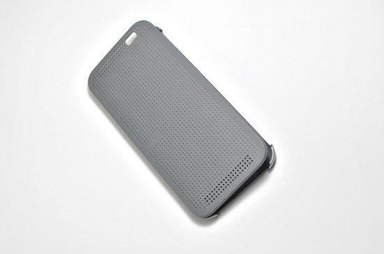 HTC ออกอัพเดทใหม่ เพิ่มความเจ๋งมากมายให้กับ Dot View Case ของ HTC One M8