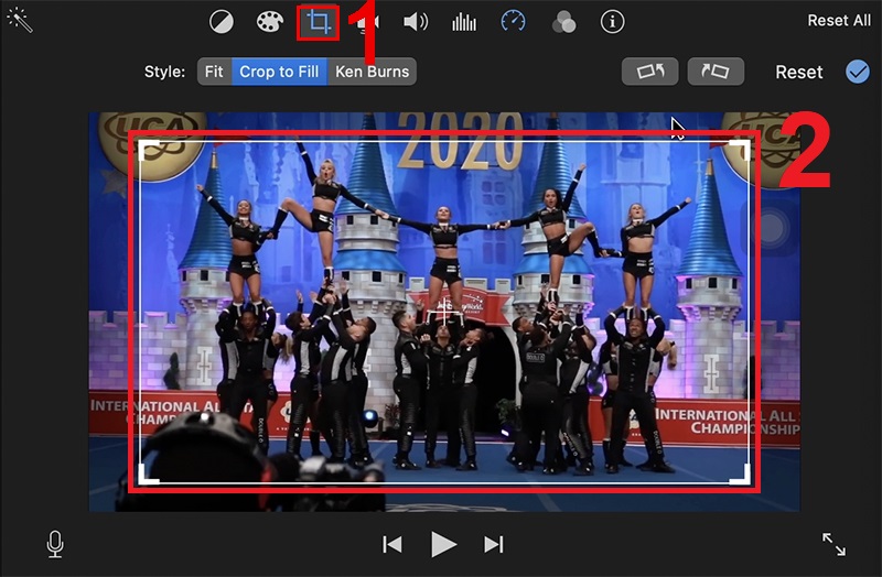 Chọn biểu tượng cắt video để điểu chỉnh khung hình và nhấn Enter