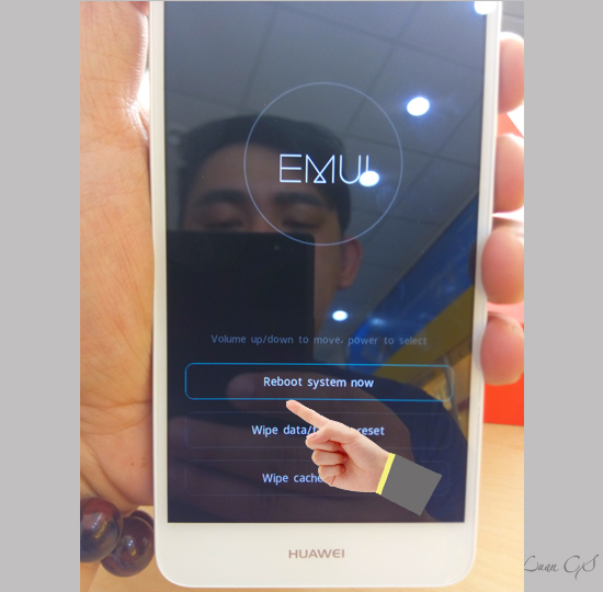 Cuối cùng bạn chọn "Reboot System Now "