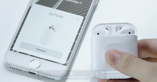 Chỉ với một chạm để kết nối tai nghe Airpods.