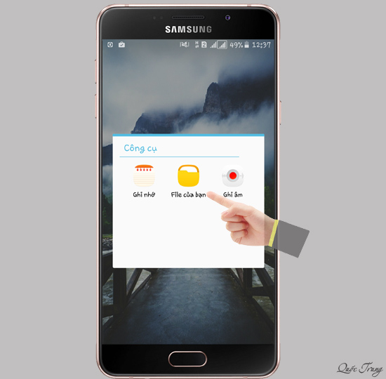 Bạn vào ứng dụng file của bạn.