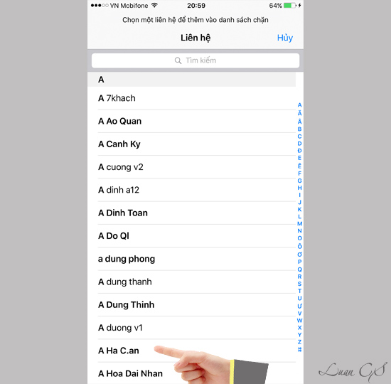 Chọn số liên lạc muốn chặn.