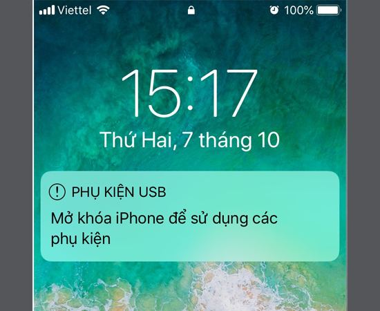 Bước 2: Lúc này bạn mở khóa màn hình để xác nhận sử dụng phụ kiện.