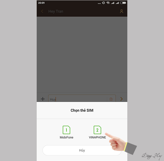 Bước 4: Chọn thẻ sim khi nhắn tin.