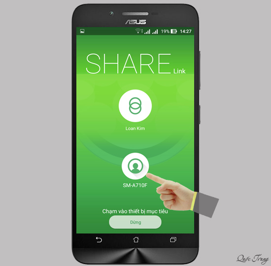 Chọn vào máy bạn muốn gửi file đến