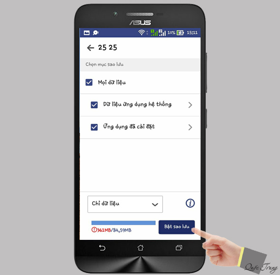 Chọn Bật sao lưu
