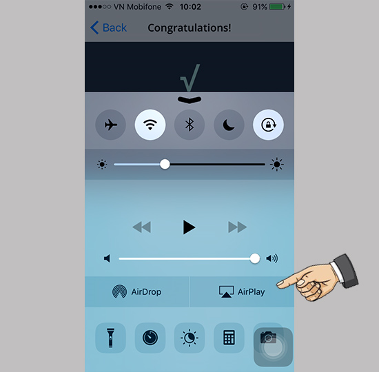Vuốt màn hình dưới lên > Airplay