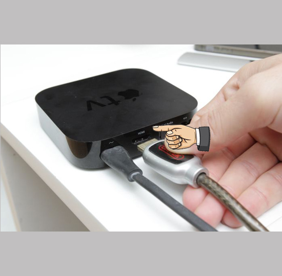 Kết nối cáp HDMI vào Apple TV