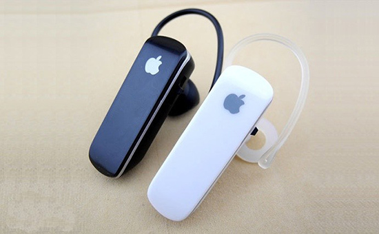 Алиса наушники беспроводные. Bluetooth-гарнитура Apple iphone Bluetooth Headset. Блютуз гарнитура для iphone. Bluetooth наушники Rockall. Блютуз наушники для айфона.