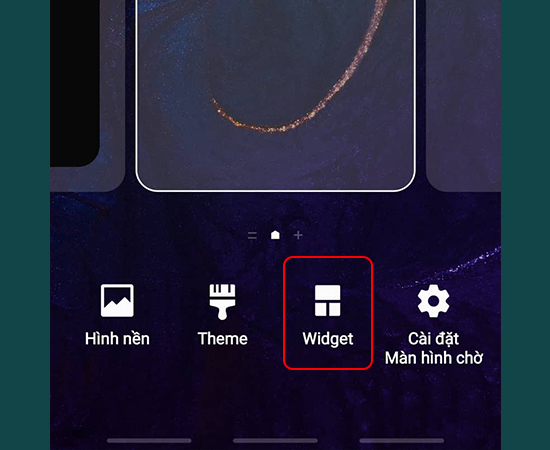 Bước 1: Chạm giữ màn hình chính và chọn mục Widget.