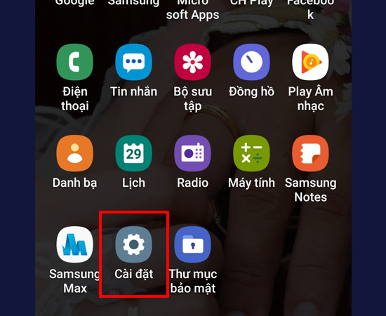 Bước 1: V&agrave;o C&agrave;i đặt.
