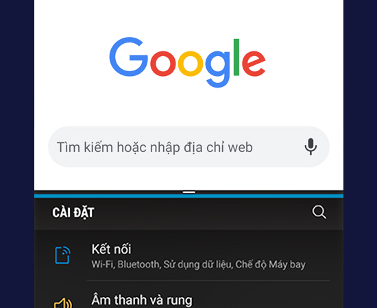 Bước 6: Nếu đơn thuần chỉ muốn d&ugrave;ng 2 ứng dụng tr&ecirc;n c&ugrave;ng m&agrave;n h&igrave;nh, bạn chỉ cần nhấn giữ ph&iacute;m đa nhiệm trong 2 gi&acirc;y.