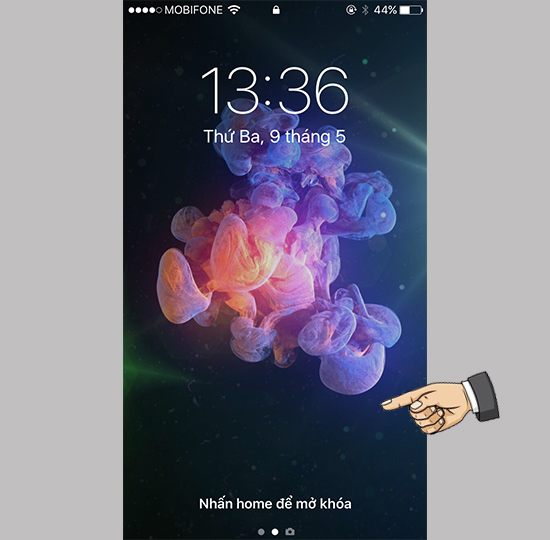Trên màn hình khóa iPhone