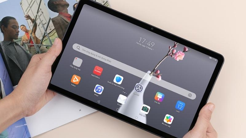 Huawei MatePad c&oacute; khung v&agrave; mặt lưng kim loại 