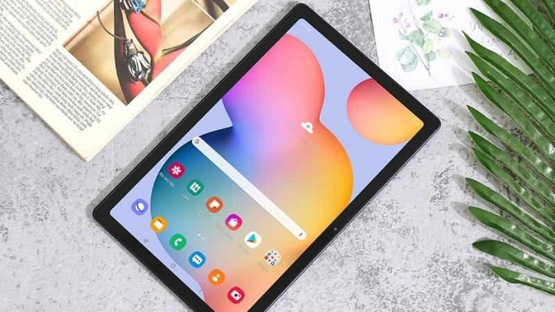 M&aacute;y t&iacute;nh bảng Samsung Galaxy Tab A7 (2020) sở hữu thiết kế nguy&ecirc;n khối cứng c&aacute;p liền mạch