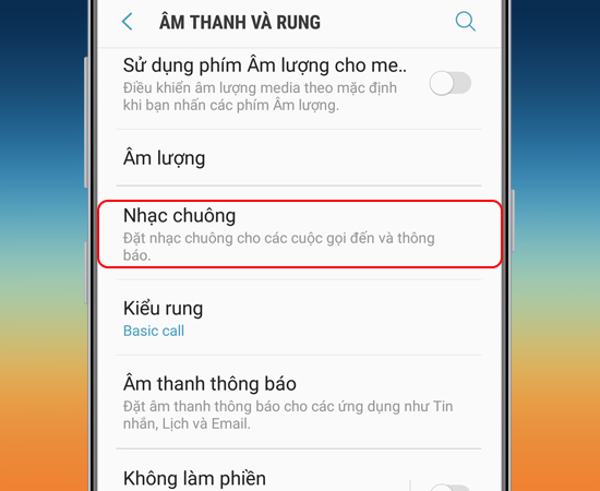 Bước 3: Sau đó bạn chọn Nhạc chuông.